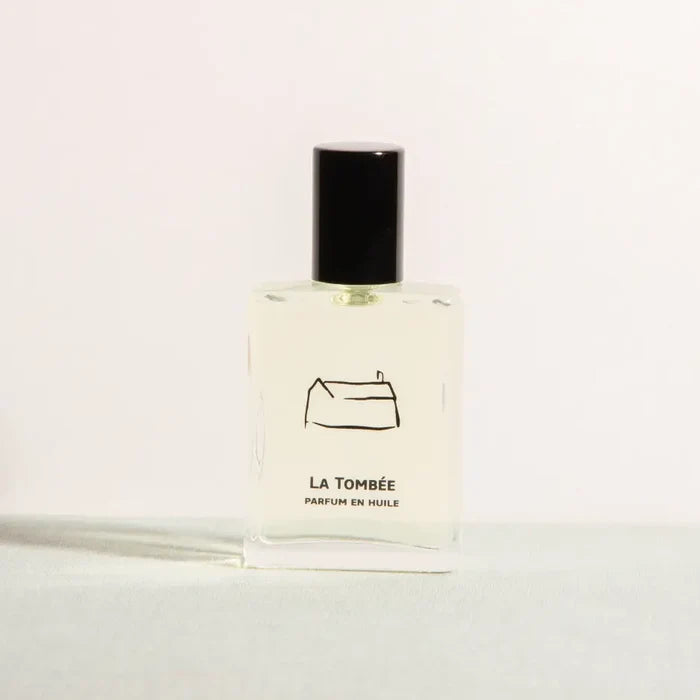 082 - PERFUME OIL — by La Tombée