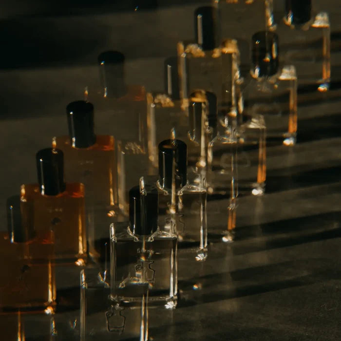082 - PERFUME OIL — by La Tombée