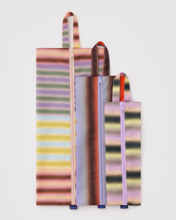 3D ZIP SET "GRADIENT STRIPES" — by Baggu