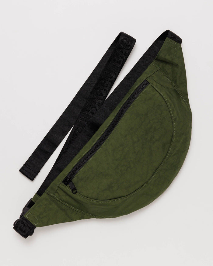 CRESCENT FANNY PACK “BAY LAUREL” — by Baggu