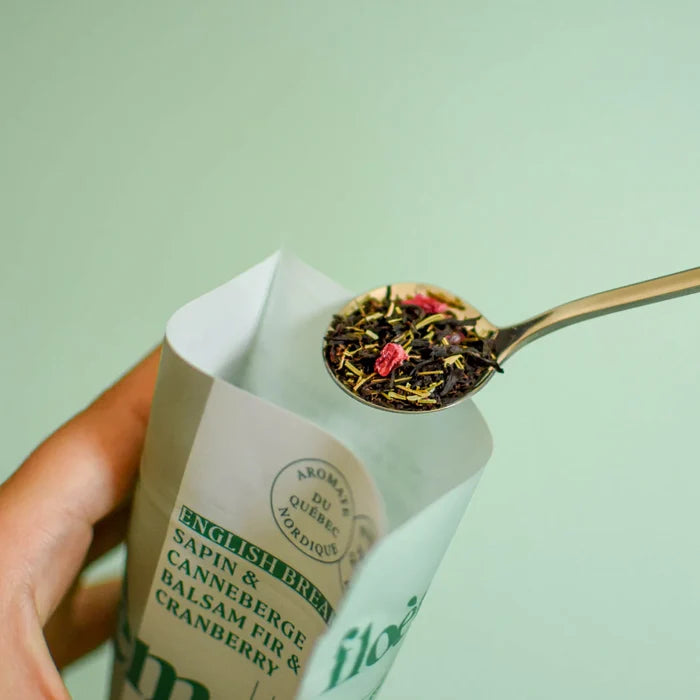 ENGLISH BREAKFAST BLACK TEA, FIR & CRANBERRY - Loose Leaf Tea — by Floèm