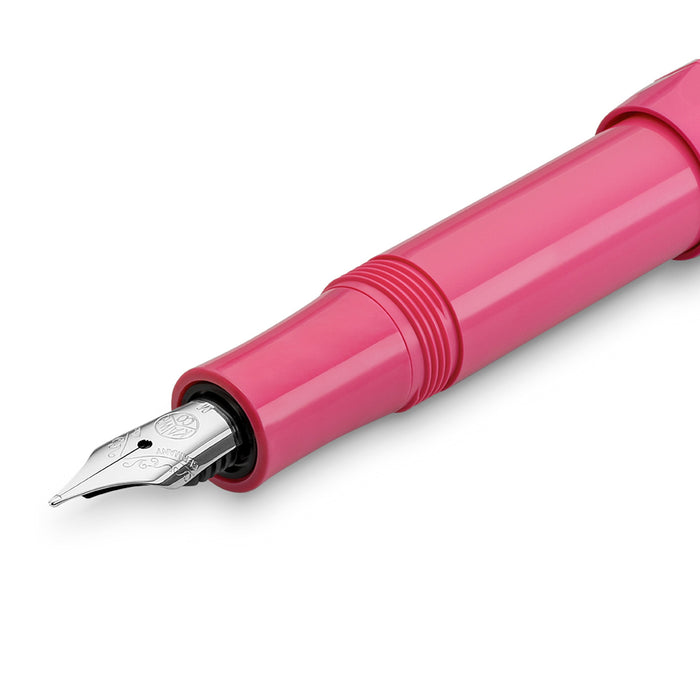 FOUNTAIN PEN PINK, Nib size M — by Kaweco