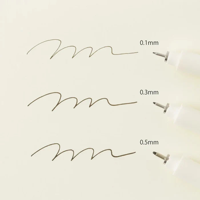 MD DRAWING PEN BLACK (Multiple sizes) — by Midori