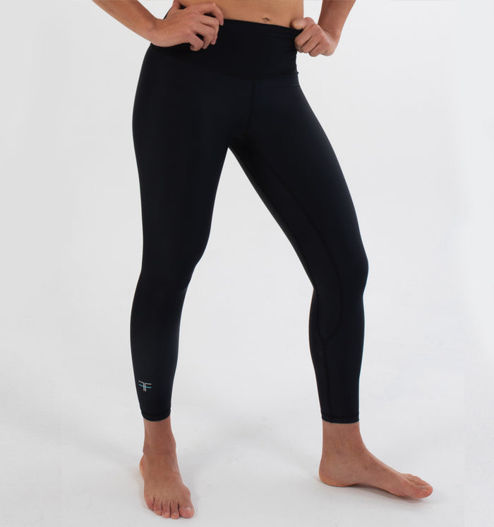 SIGNATURE 7/8 High Waisted Leggings S / Nero - Black