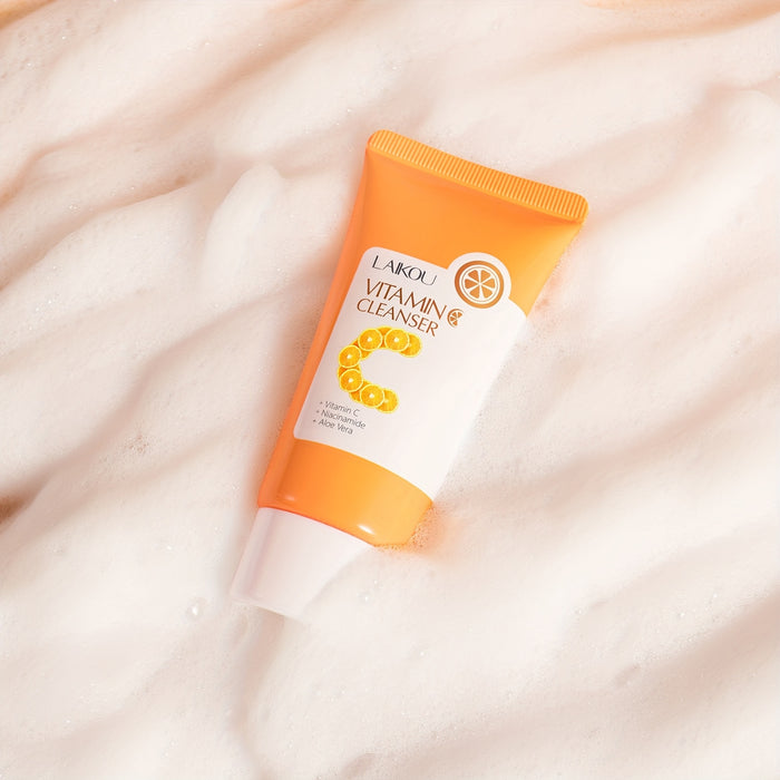 Vitamin C Face Wash – Brightening & Oil Control Cleanser for Smooth Skin