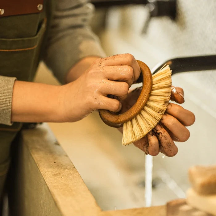 WOODEN SCRUB BRUSH FOR HANDS & NAILS — by La Belle Excuse